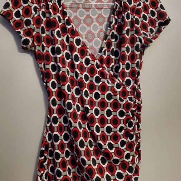 Suzy Shier Printed Black/Grey/White/Red Shirt - Size M - Picture 2 of 6